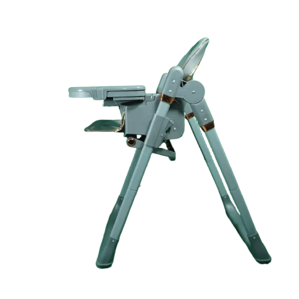 Baby high chair with removable tray and safety belt Aminsuk